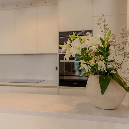 Isabel - Luxury With Heated Pool & Sea View * أوباتيا