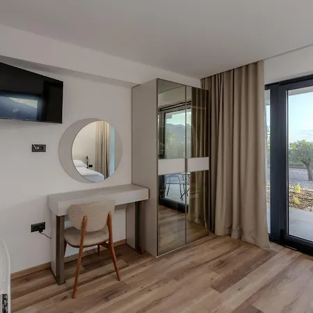Apartment Isabel Opatija - Luxury With Pool & Sea View