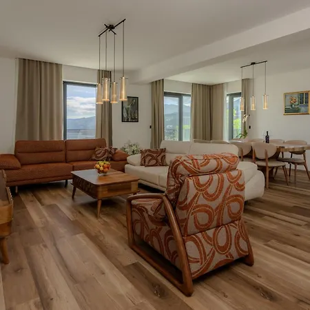 Isabel Opatija - Luxury With Pool & Sea View شقة