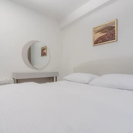 شقة Isabel Opatija - Luxury With Pool & Sea View أوباتيا