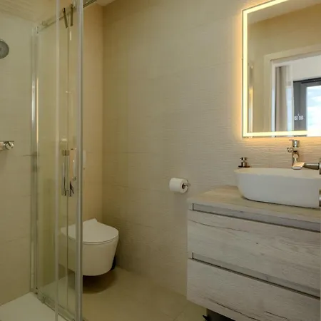 Isabel Opatija - Luxury With Pool & Sea View