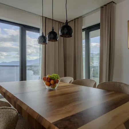 Isabel Opatija - Luxury With Pool & Sea View *