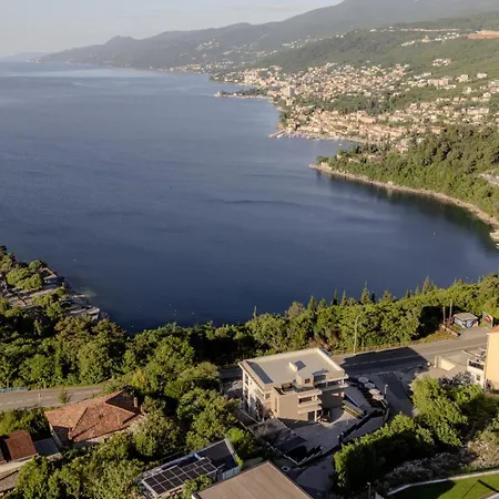 شقة Isabel - Luxury With Heated Pool & Sea View