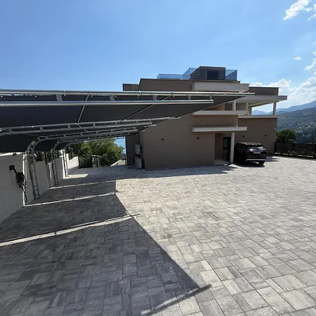 شقة Isabel Opatija - Luxury With Pool & Sea View أوباتيا